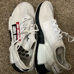 Used Adidas white NMD_R1 in white and black in size 5 in big kid size